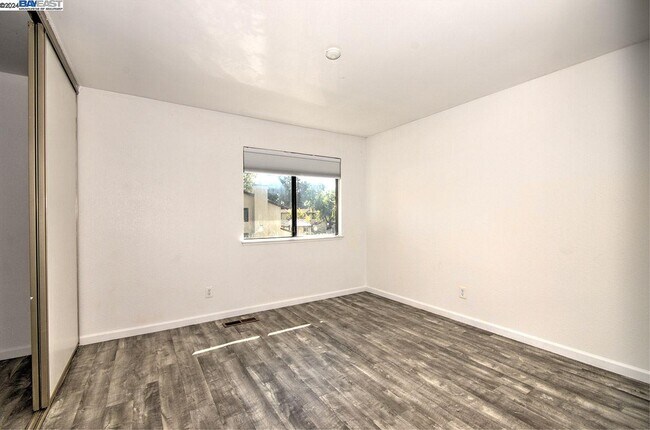 Building Photo - 6341 Joaquin Murieta Ave