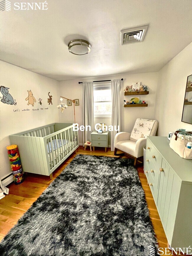 Building Photo - 174 Seminole Ave