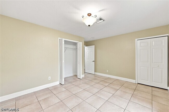 Building Photo - 4438 Pine Lake Rd