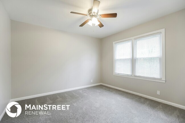 Building Photo - 5417 Woodson Rd