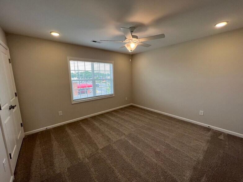 Building Photo - 3768 S Mebane St