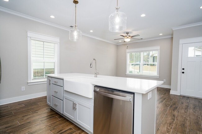 Building Photo - Beautiful home in prime Vestavia Hills location!