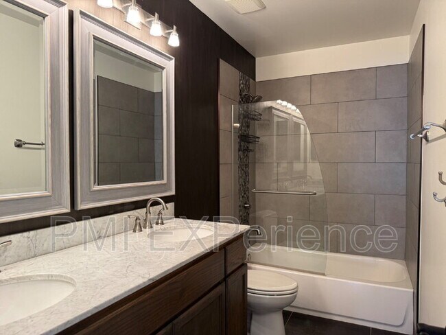 Building Photo - 9203 Sandy Creek Rd