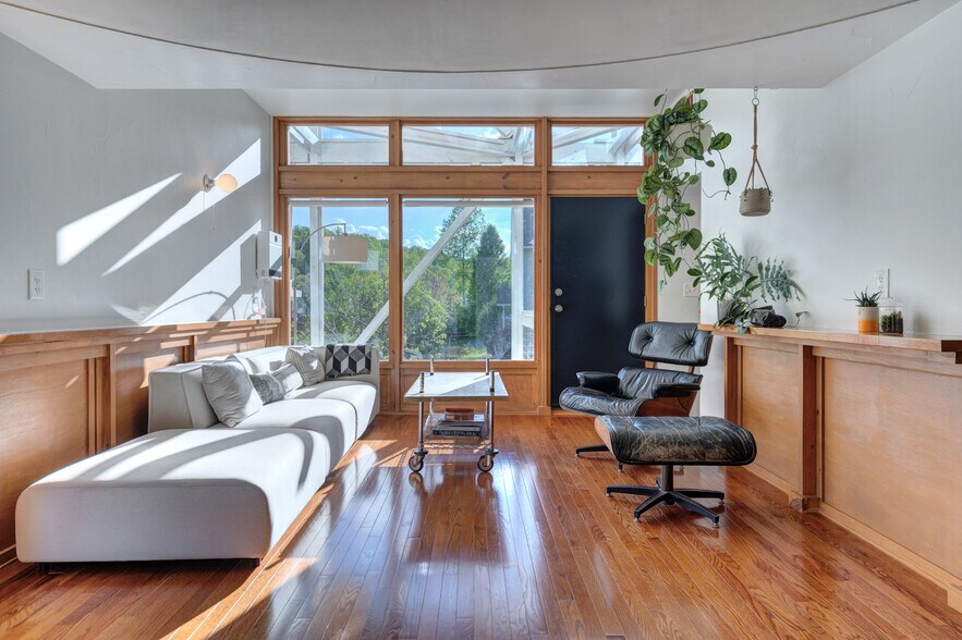 Main Interior Space - 300 John Lemley Ln