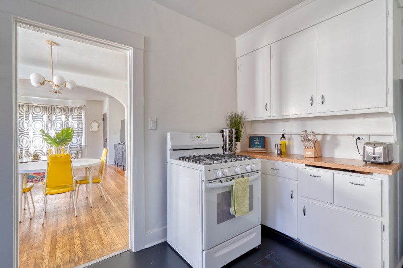 Building Photo - 2215 SE Powell Blvd