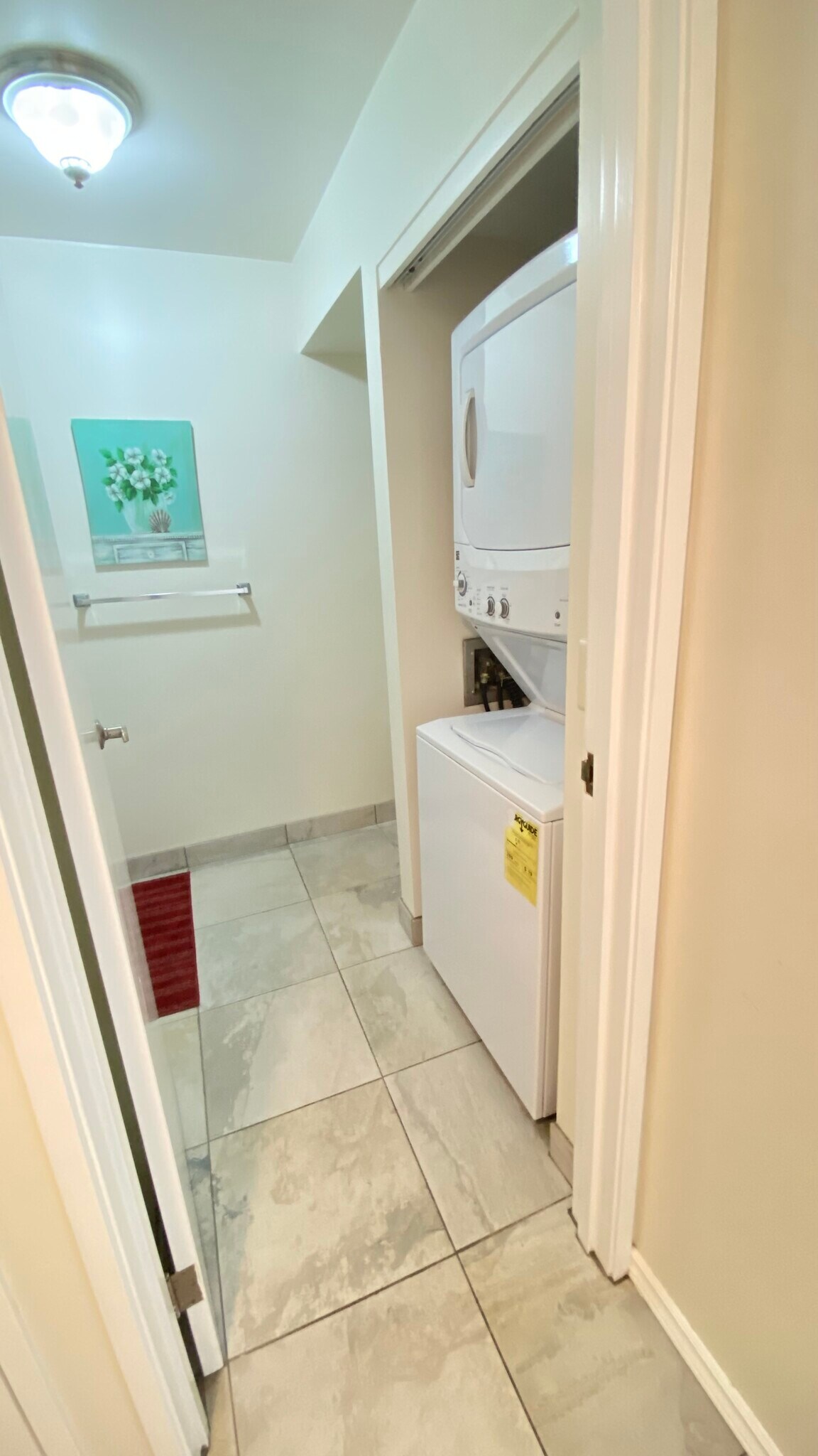 New washer and dryer in unit - 501 Hahaione St