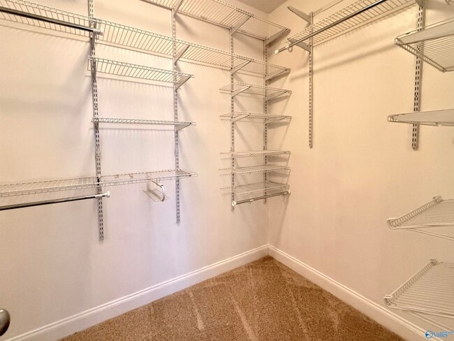 Building Photo - 5031 SE Valley Cove Dr