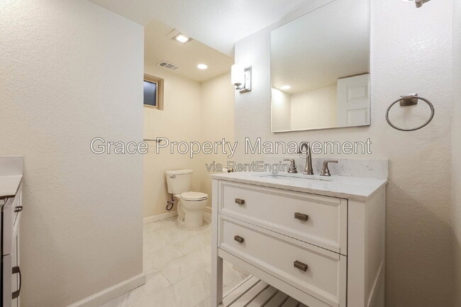 Building Photo - 12396 W Ohio Cir