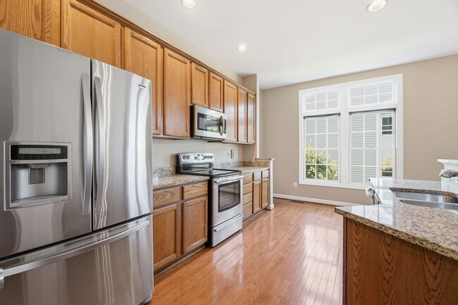 Building Photo - This is Northern Virginia living at its finest—offering the charm of a neighborhood community wit...