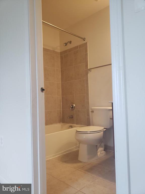 Building Photo - 43158 Whelplehill Terrace