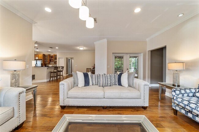 Building Photo - 4903 SW 63rd Loop