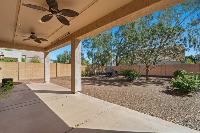 Building Photo - Spacious 3-Bedroom + Loft Home with Mountain Views in Stetson Valley