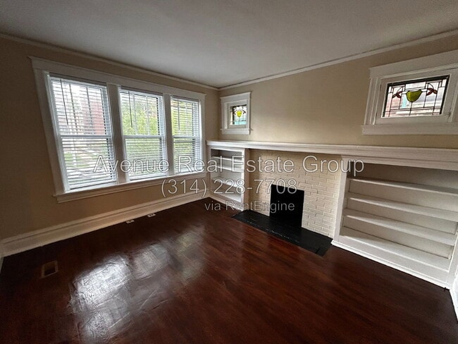 Building Photo - 6026 Pershing Ave
