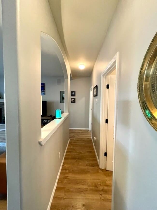 Building Photo - Beautiful 4 bedroom NW Bend Home!