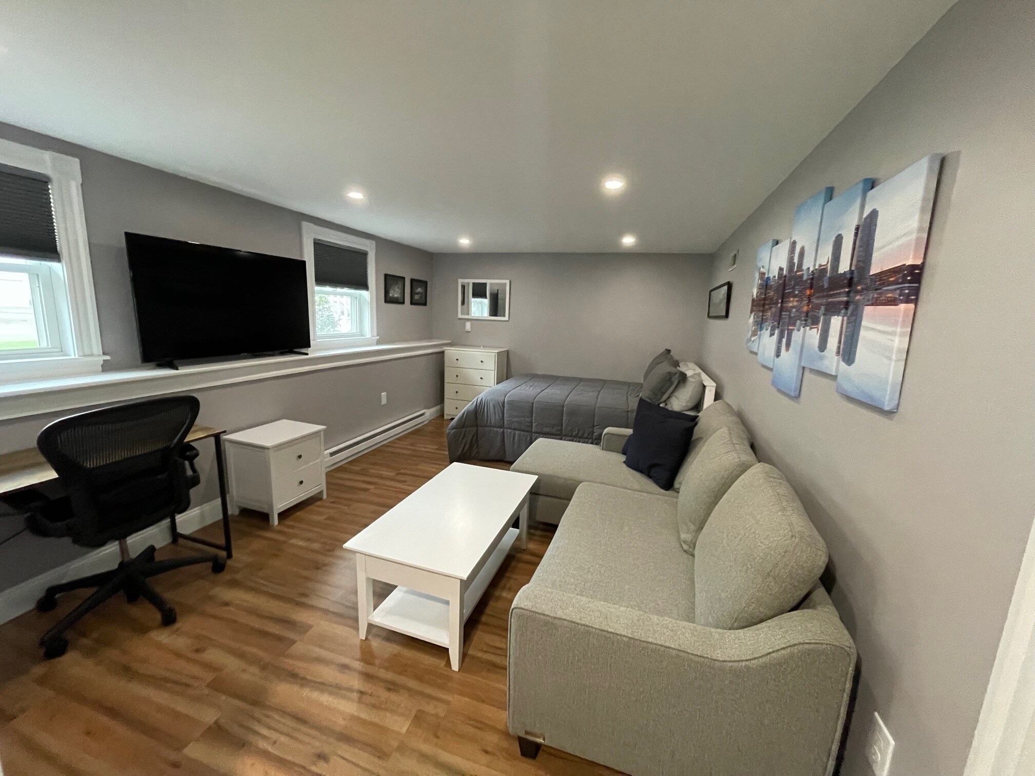 Building Photo - 25 Winsor Rd