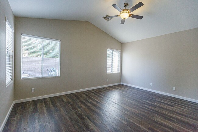 Building Photo - 1344 Temporale Dr