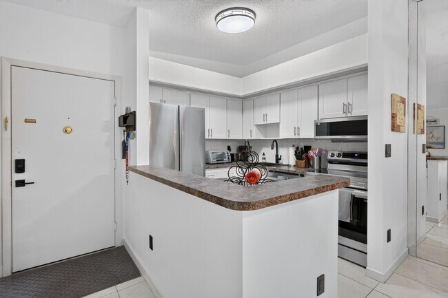 Building Photo - 9474 S Belfort Cir