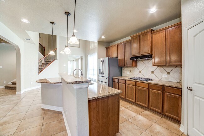 Building Photo - Now Available! Beautiful Stillwater Home with Downstairs Guest Suite
