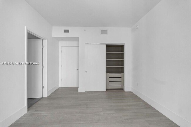 Building Photo - 788 NE 23rd St