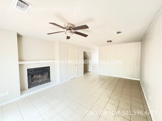 Building Photo - 301 Pine Forest Cir