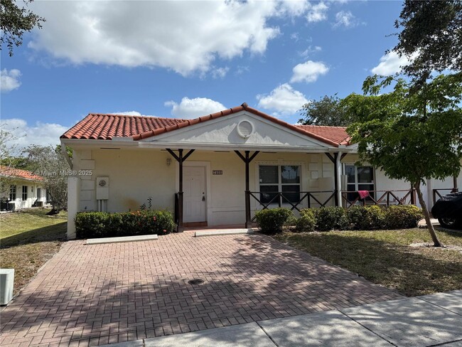 Primary Photo - 7605 NW 38th Ct