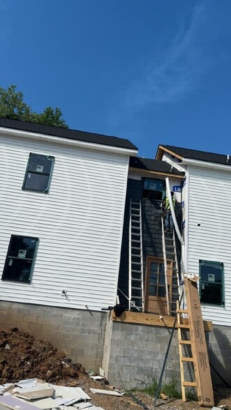 Building Photo - 1623 Folsom Ave