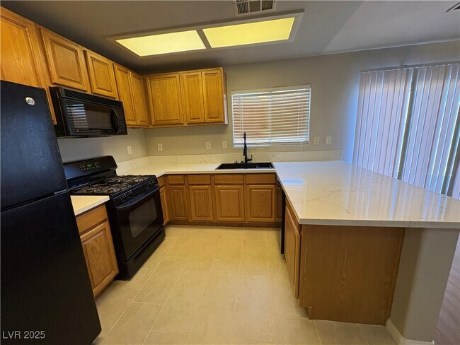 Building Photo - 7920 Hornbeam Ct