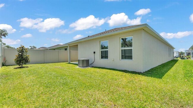 Building Photo - 727 Chestnut Ln