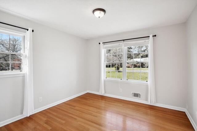 Building Photo - 2208 Myra Ln SW