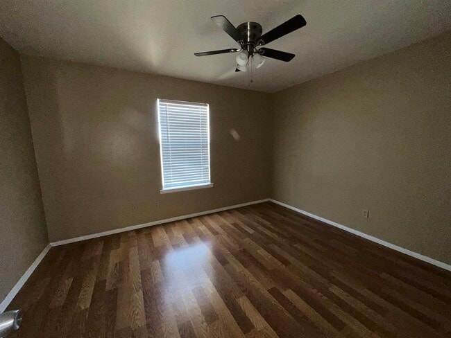 Building Photo - 105 Shannon Cir