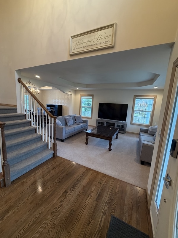 Building Photo - 700 Sunrise Dr