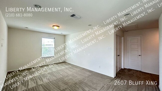 Building Photo - 2607 Bluff Cross