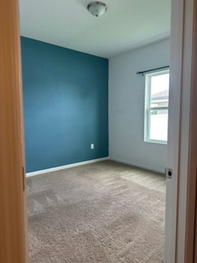 Building Photo - 16119 Florets Dr