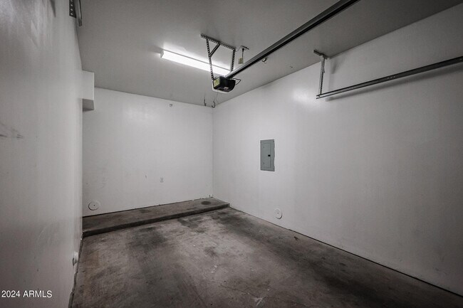Building Photo - 4644 N 22nd St