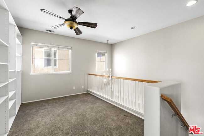 Building Photo - 30319 Cedar Oak Ln