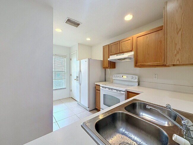 Building Photo - 8723 Sheldon Creek Blvd