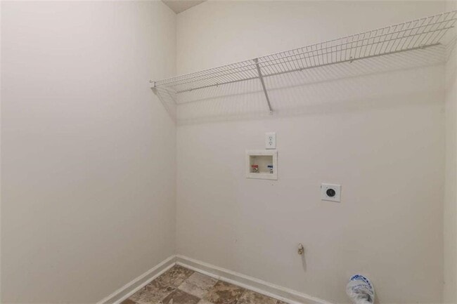 Building Photo - 1850 Lily Stem Trail NE