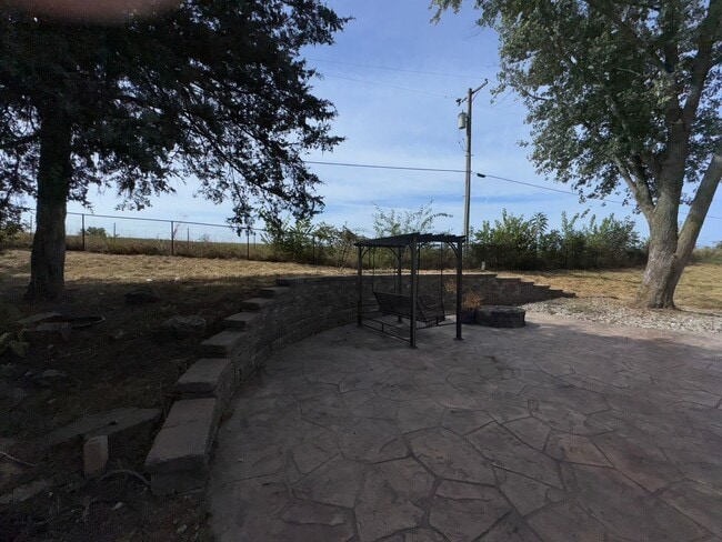Building Photo - 6120 Dove Lake View