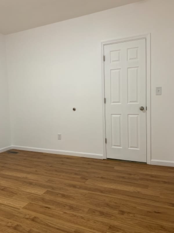 Building Photo - 414 8th St