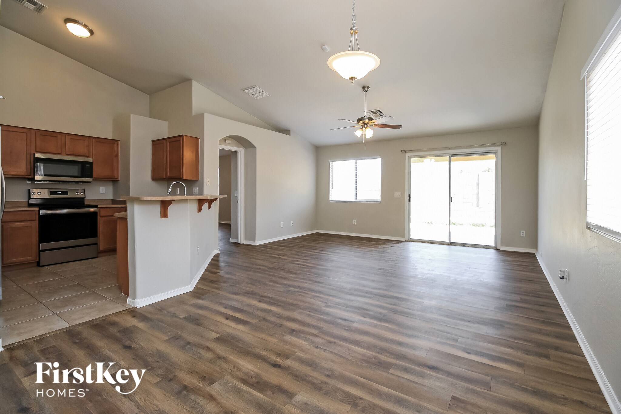 Building Photo - 7023 S 38th Dr