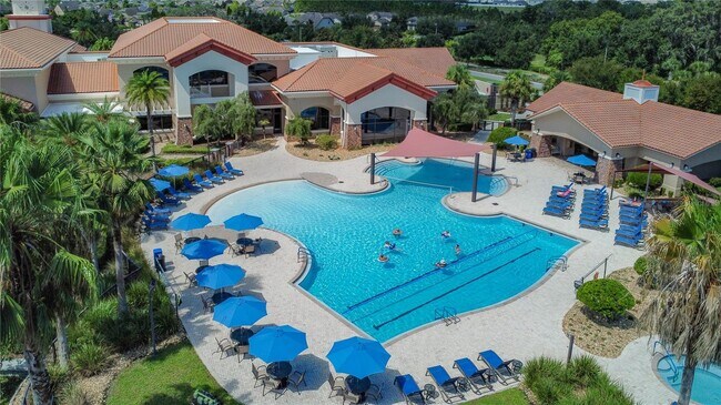 Building Photo - 588 Cantabria Dr