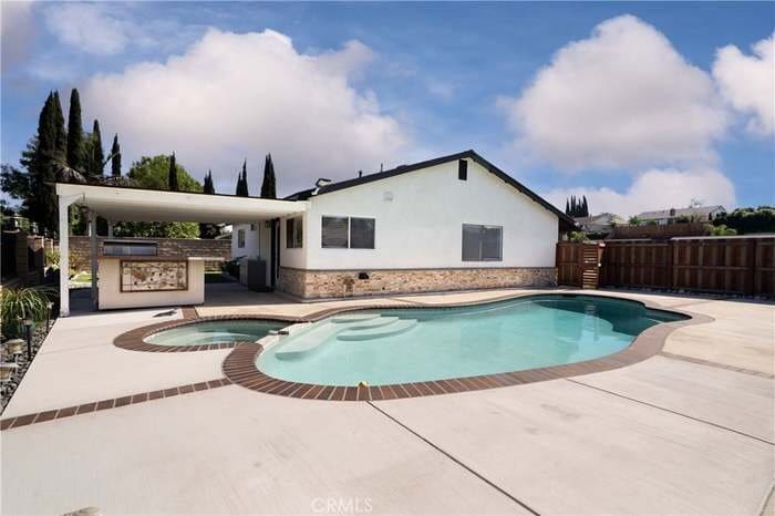 Building Photo - 3986 Valle Vista Dr