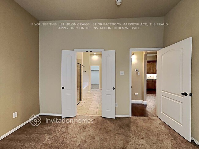 Building Photo - 8125 Trinity Vista Trl