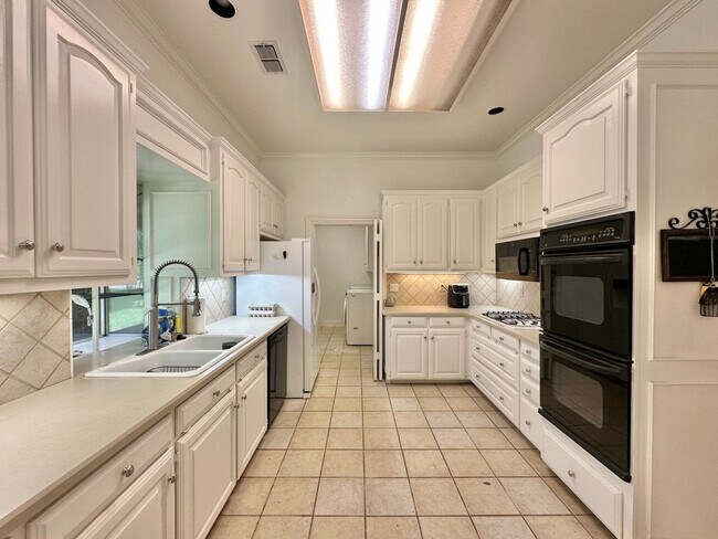 Building Photo - Tour Today! Spacious Country Retreat on 6+...