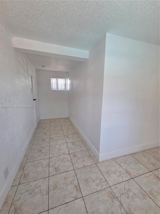 Building Photo - 10500 SW 30th St