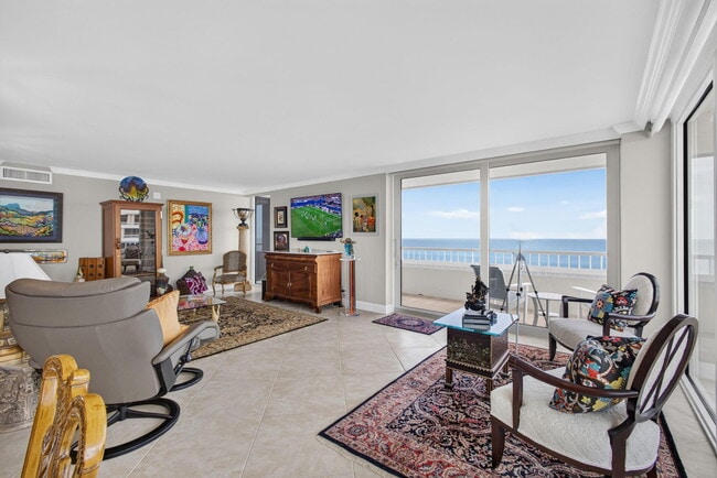 Building Photo - 5280 N Ocean Dr