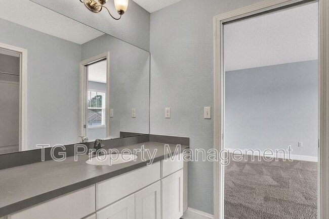 Building Photo - 12436 Jovana Rd