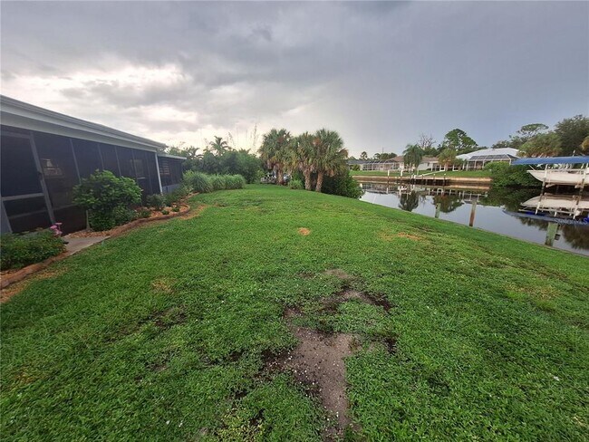 Building Photo - 4050 Yucatan Cir
