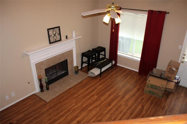 Building Photo - 6022 Spanish Oak Dr