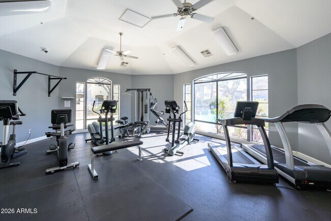 Building Photo - 15095 N Thompson Peak Pkwy